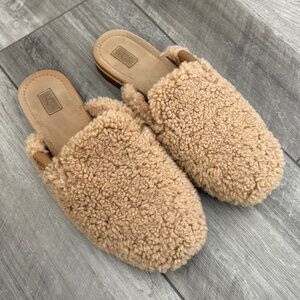 UGG Janaya Cozy Mules in Chestnut, size 6.5